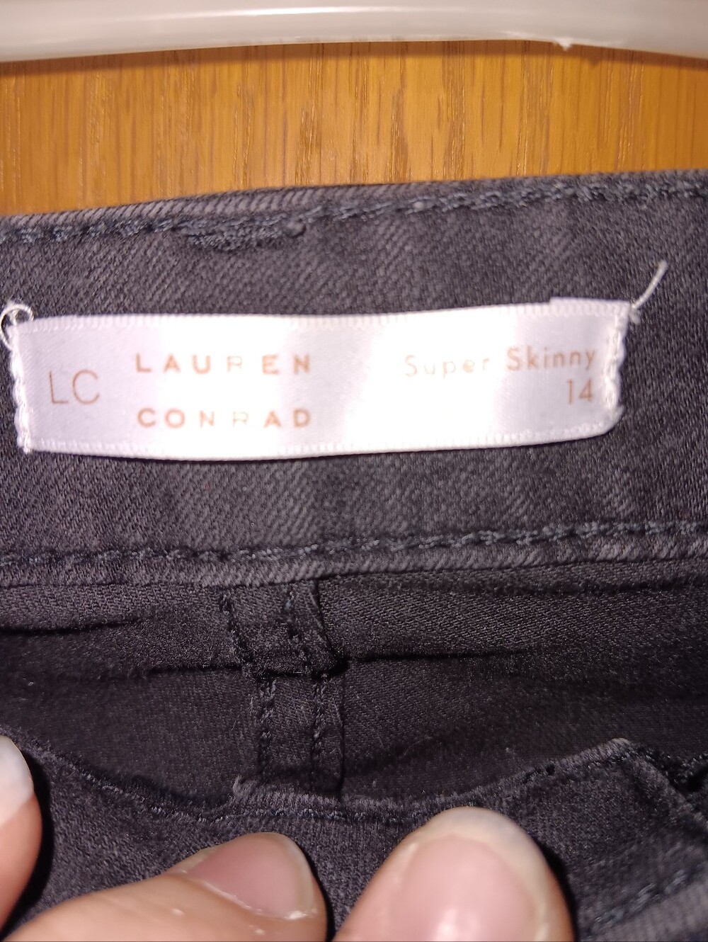 LC Lauren Conrad Black Skinny Jeans - Picture 2 of 3